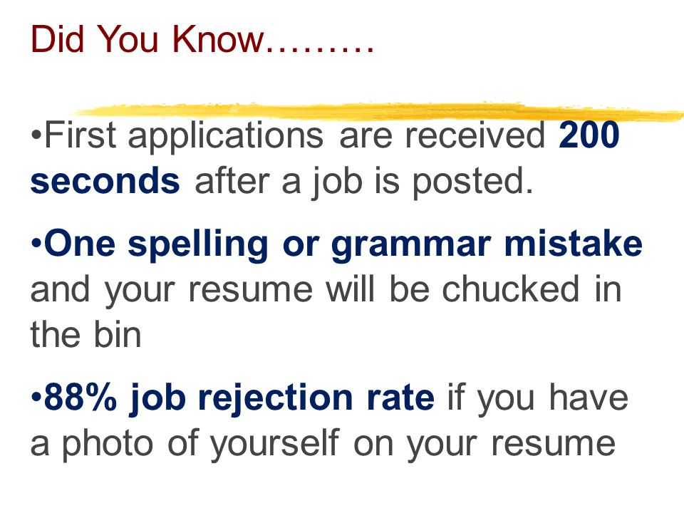 First applications are received 200 seconds after a job is posted.