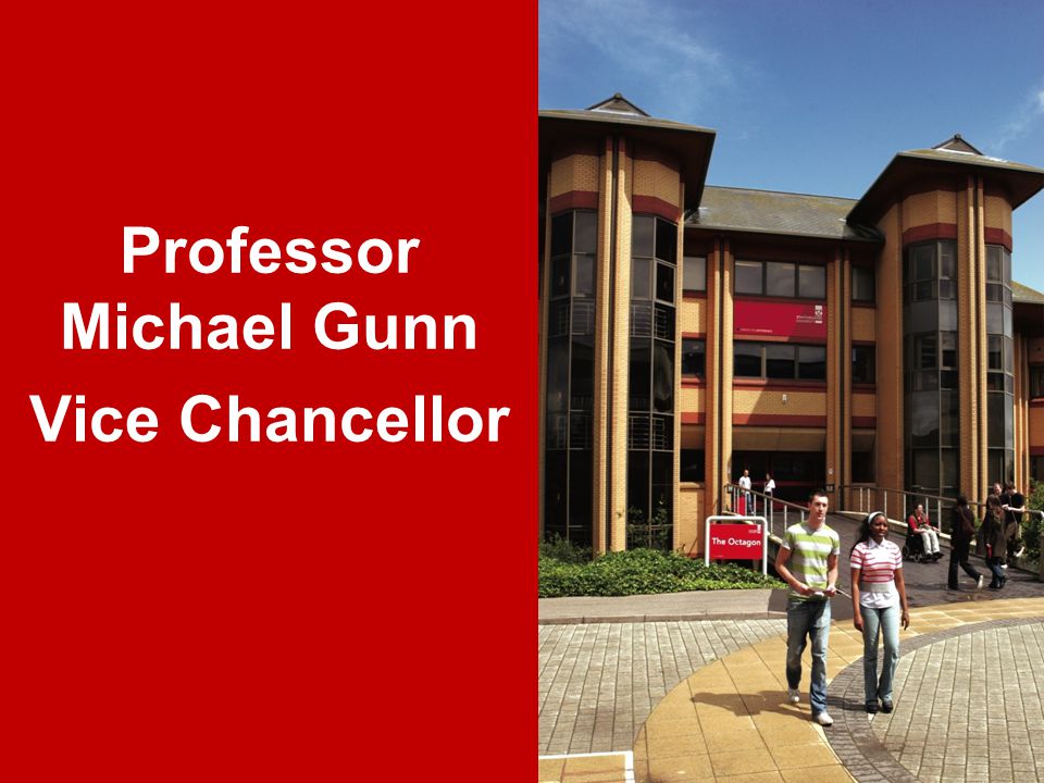 Professor Michael Gunn Vice Chancellor