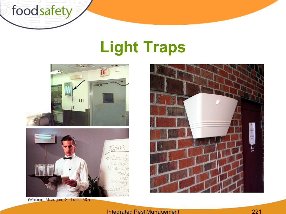 Integrated Pest Management221 Light Traps (Whitmire-Microgen, St. Louis, MO)