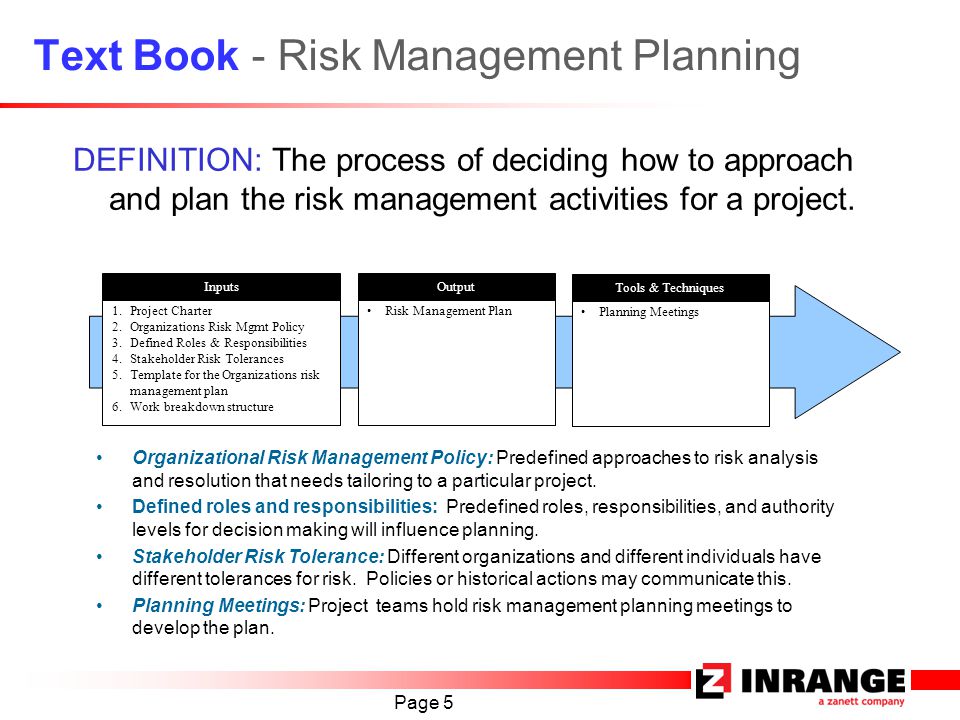 What is the job description for a risk manager?
