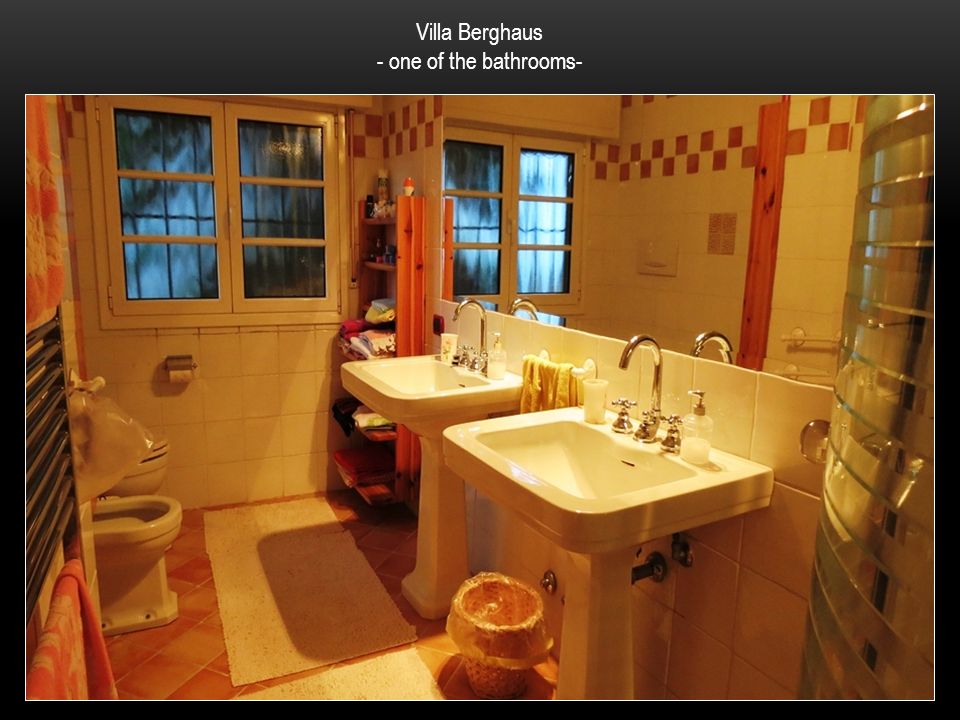 Villa Berghaus - one of the bathrooms-