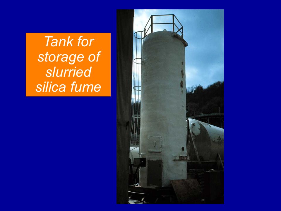 Tank for storage of slurried silica fume