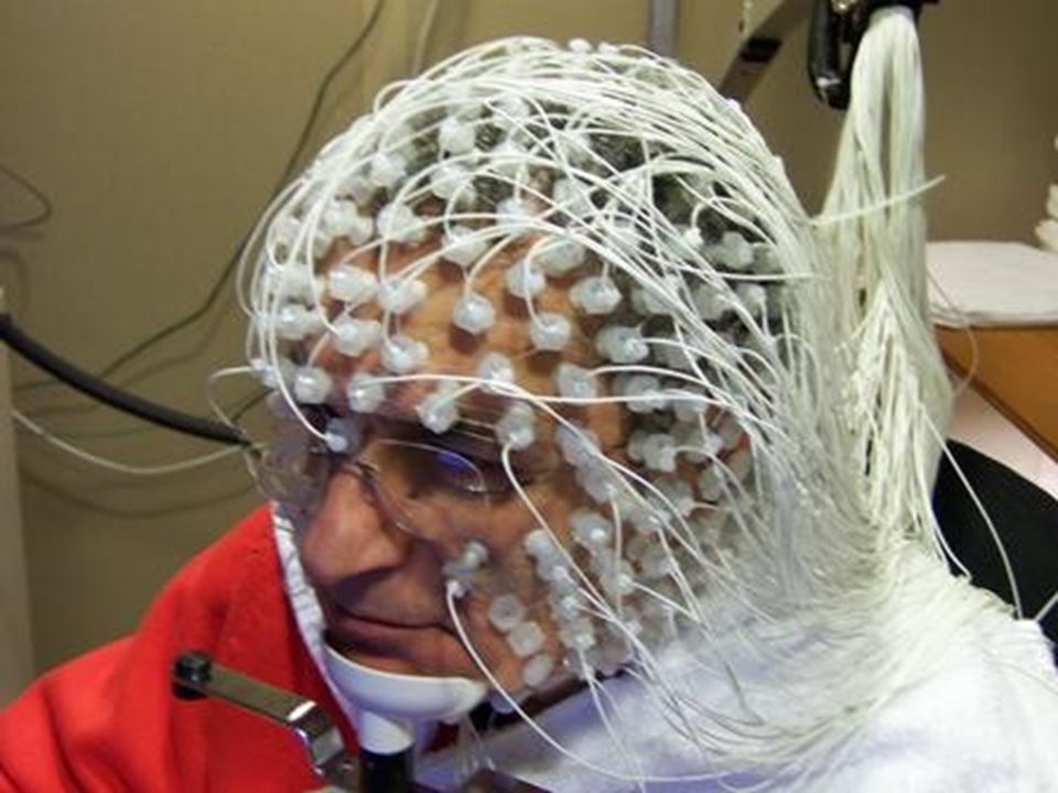 Ээг фото. Электроэнцефалография головного мозга (ЭЭГ). РЭГ И ЭЭГ. ЭЭГ детям. Шапочка энцефалограмма.
