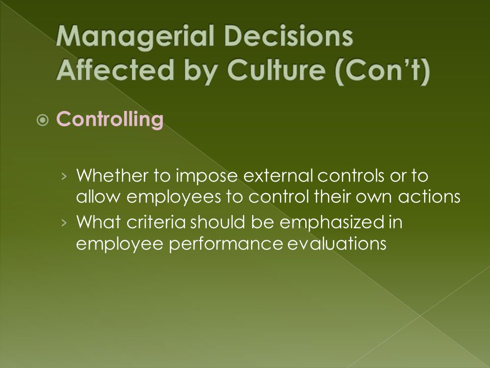  Controlling › Whether to impose external controls or to allow employees to control their own actions › What criteria should be emphasized in employee performance evaluations