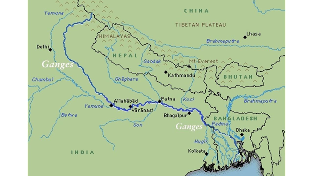 Прав приток дунай. Бассейн реки Брахмапутра. Река ганг и Брахмапутра на карте. Притоки реки ганг на карте. Река Брахмапутра в Индии.