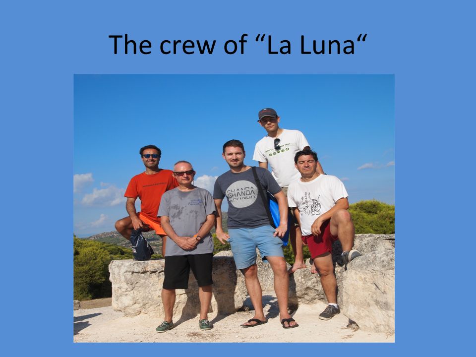 The crew of La Luna