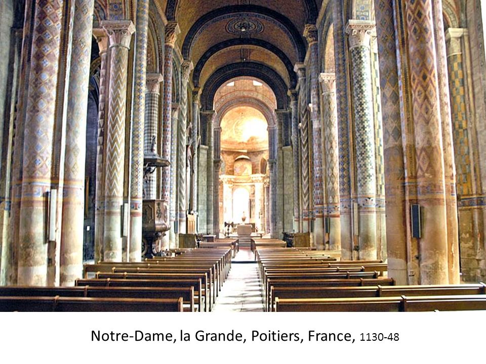 Нотр дам ля гранд. Церковь Нотр-дам-ля-Гранд, Франция.
